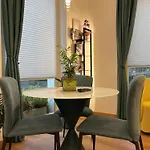 Habemus Loft -the Circle Raffinato Ed Esclusivo Art-loft Open Space Nel Cuore Storico Pedonale Di *