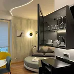 Habemus Loft -the Circle Raffinato Ed Esclusivo Art-loft Open Space Nel Cuore Storico Pedonale Di *