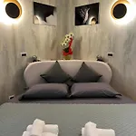Appartement Habemus Loft -the Circle Raffinato Ed Esclusivo Art-loft Open Space Nel Cuore Storico Pedonale Di *
