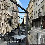 Habemus Loft -the Circle Raffinato Ed Esclusivo Art-loft Open Space Nel Cuore Storico Pedonale Di