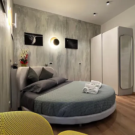 Apartmán Habemus Loft -the Circle Raffinato Ed Esclusivo Art-loft Open Space Nel Cuore Storico Pedonale Di