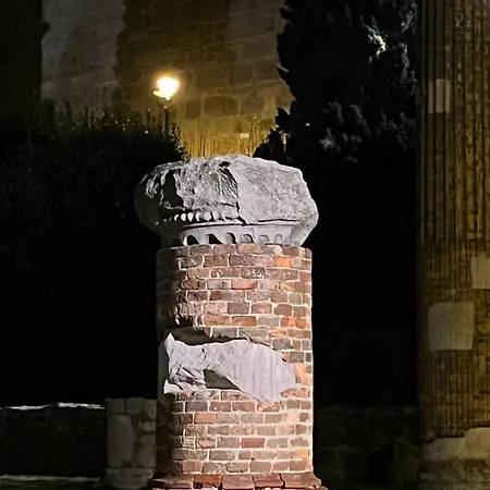 Habemus Loft -the Circle Raffinato Ed Esclusivo Art-loft Open Space Nel Cuore Storico Pedonale Di Terst