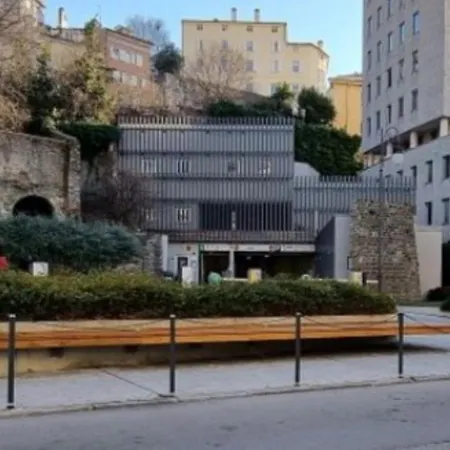Habemus Loft -the Circle Raffinato Ed Esclusivo Art-loft Open Space Nel Cuore Storico Pedonale Di